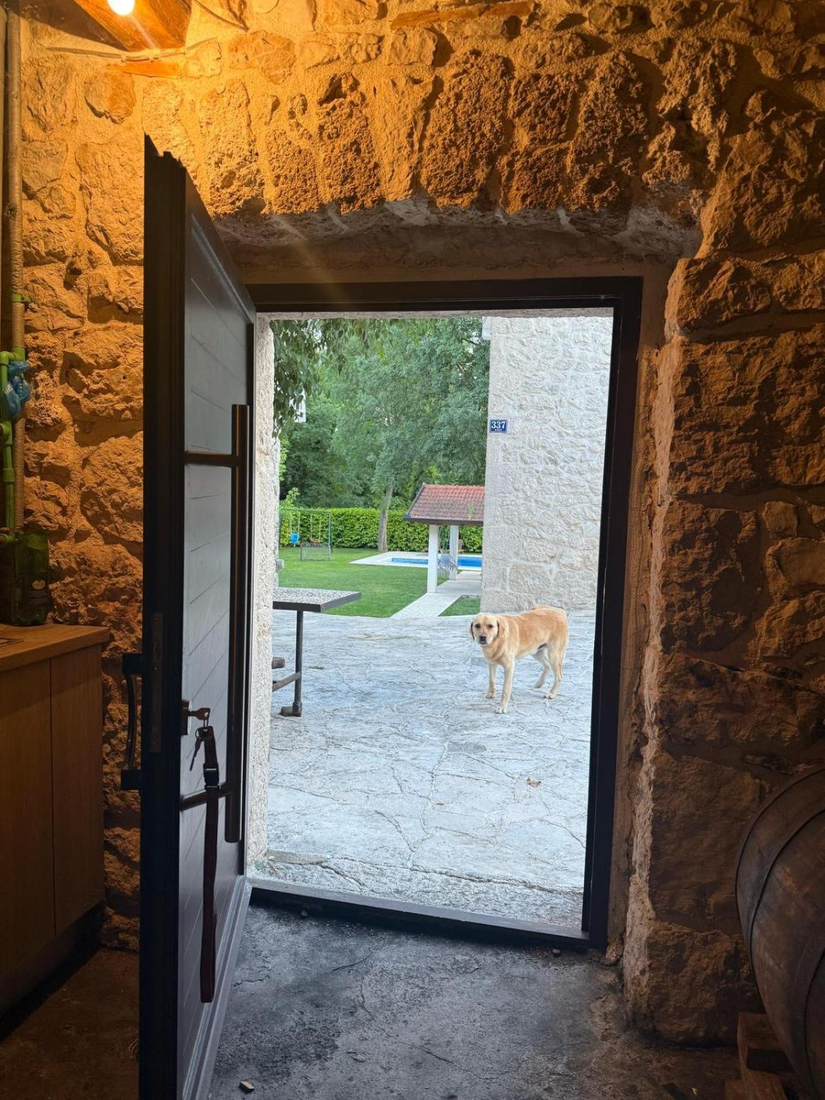 Вилла Stara Kuca Estate Любушки Экстерьер фото